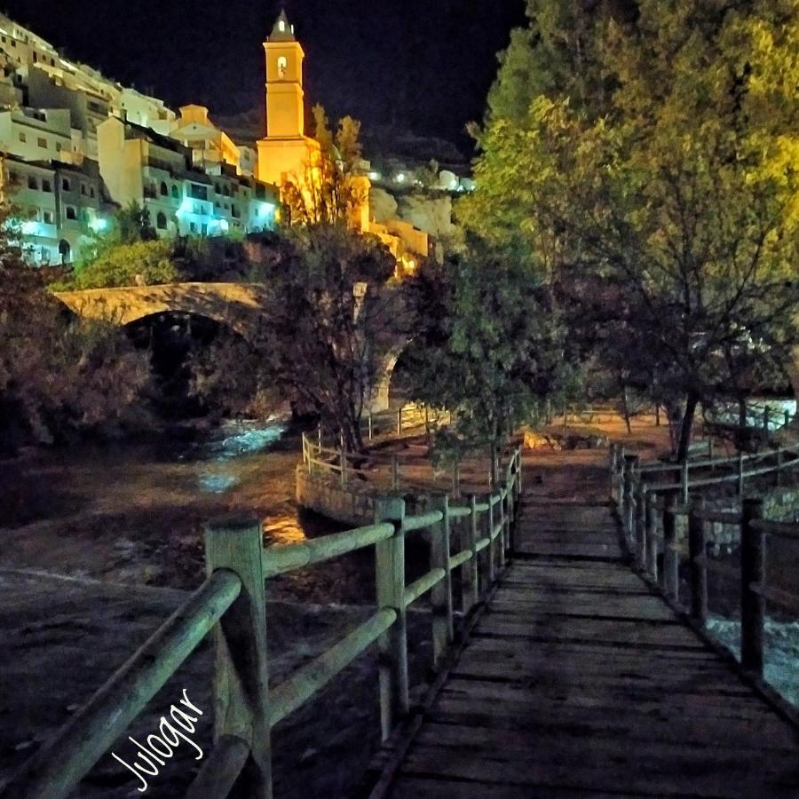 Casa Rural con Jacuzzi Paraíso del Júcar Alcala del Jucar Esterno foto